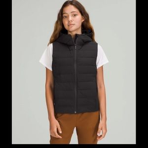 Never worn lululemon down and around vest